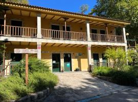Albergue O Beque, hotel u gradu 'Moaña'