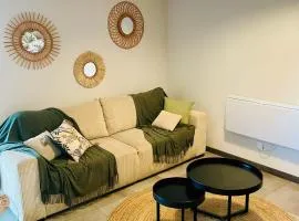 L entre deux charentes