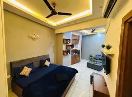 Velvet Wines Studio -Blue Smoke