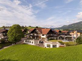 Wohlfühlhotel Berwanger Hof, hotelli kohteessa Obermaiselstein