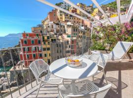 Luxury Seaview Rooftop by The First, hotell Riomaggiores