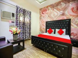 OYO Flagship Hotel Le Aley Regency، فندق في لوديانا