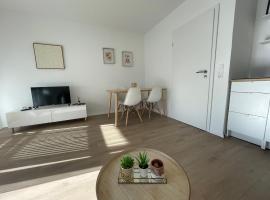 Zentrales, loftartiges Apartment in Lüdenscheid mit Balkon & Weitblick, Hotel in Lüdenscheid