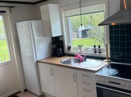 Gästhus Björkerydsvägen 84, хотел в Карлскруна