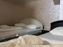 Hotel Sjever, מלון בŠavnik