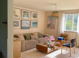 Swedish Country House Near the Ocean, Hotel in Svängsta