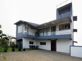 Arohi villa 4bhk Villa by Palette | Pvt pool | Lonavala