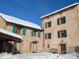La Ferme Des Astres, viešbutis mieste Lez Anglis