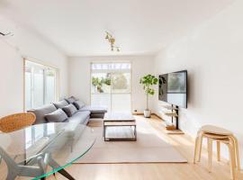 Itoshima 4LDK Private Villa、糸島市のホテル