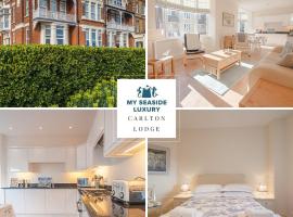 Carlton Lodge, Two bedroom apartment with parking space，布羅德斯泰的飯店