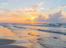 Sunrise Villa 204 Close to Beach