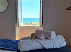 Fajã VinhaMar-Vinyard Cottage by the Sea