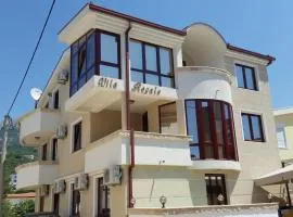 Apartments Villa Royale