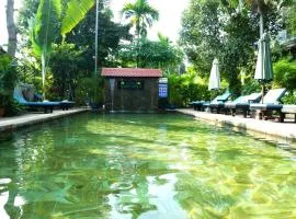 Nary Villa