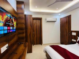 Mercury Hotel & Banquet, hotel i Meerut