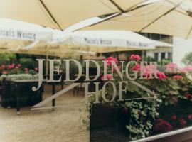 Jeddinger Hof Land- und Seminarhotel, hotelli kohteessa Visselhövede