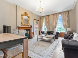 Gardners Crescent