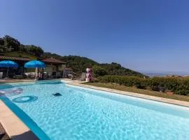 Villa di Anna & Marco - appartamento con piscina