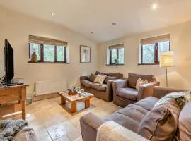 3 Bed in Briston oc-1167