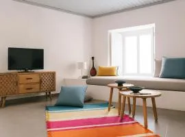 Keresbino Hydra Port House