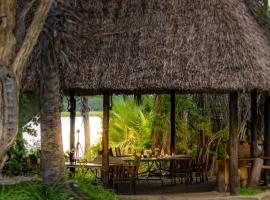 Lake Manze, hotell i Kwa Mhinda