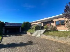 Ferienhaus große Villa "Smart home"