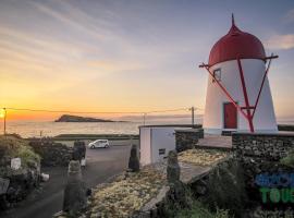 Boina de Vento, parkol&oacute;val rendelkező hotel Santa Cruz da Graciosa v&aacute;ros&aacute;ban