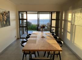 The Tarp at Whale Cove, hotel em De Kelders