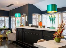 Logis Hotel Le Parc – hotel w mieście Moulins