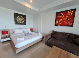 Studio Suite Condo 3 402