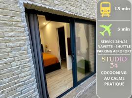 Chambre 34 indépendante et privée avec service de navette en supplément, hotel di Bonlier