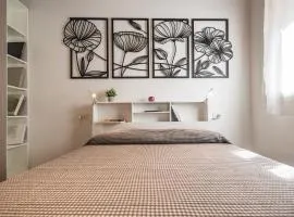 Suite Tiberio- Appartamento di Design in Centro- 7 min dalla spiaggia