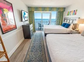 1BR Camelot Resort, Direct Oceanfront Views,Pools!