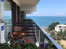 Apartment in dreamland oas is