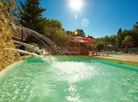 ZEcamping 3 dog friendly avec piscine dans un environnement calme