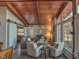 Peaceful Lakeview Cottage lake access & fire pit