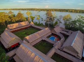 Heliconia Amazon River Lodge, лодж у місті Francisco de Orellana