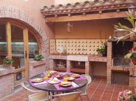 Apartamentos Casa Yaya al lado de Port Aventura, hotel a Vila-seca