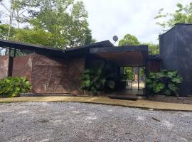 Madeira Majestic Hotel, Hotel in Doradal