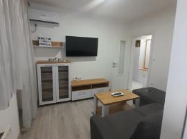 Jagoda stan na dan, hotel di Prijedor