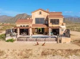 Chateau Cerritos - Luxury Oceanfront Home