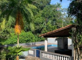 Chácara Recanto dos Sonhos Região Peruibe, Hotel in Pedro de Toledo