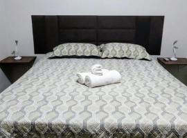 Habitaflex Casa Central Urupês, Hotel in Urupês