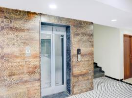 Super Townhouse DAVV University Indore Formerly Indrapuri, hotell i Indore