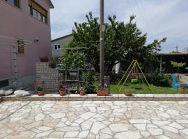 Apartmani Vesna – hotel w mieście Kaštel