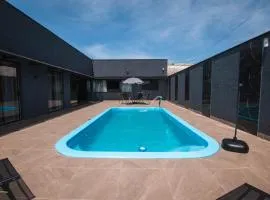 Casa grande alto padrão á 100 metros do mar