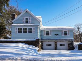 Stratford Family Home Near Forest and Historic Sites, hotel di Milford