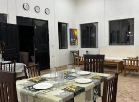 Casa 12-87, hotel a Poneloya