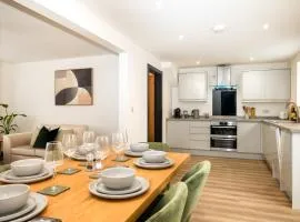 Brand New 3-Bed House - Walk to Stone Town Centre!