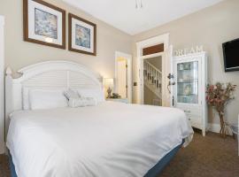 Dreams2Reality | Historic Branson Hotel - Quiet Quilt Room - Downtown, hotel Bransonban